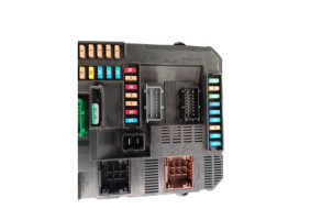 Boitier BSI PEUGEOT 308 2 Photo n°6