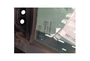 Custode avant gauche (porte) CITROEN BERLINGO 2 Photo n°4