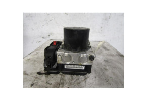 Bloc ABS (freins anti-blocage) VOLKSWAGEN POLO 4 Photo n°2