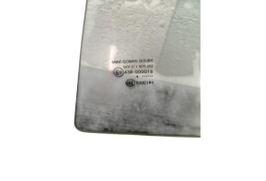 Vitre avant gauche PEUGEOT PARTNER 2 Photo n°7