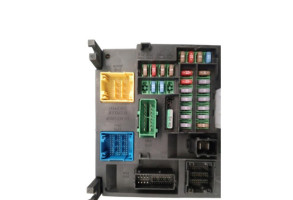 Boitier BSI PEUGEOT 308 2 Photo n°4