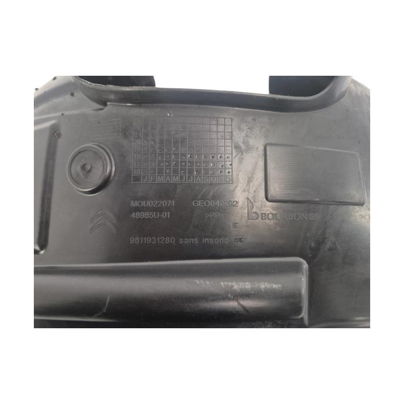 Pare boue avant gauche CITROEN C3 3 Photo n°1