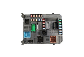 Boitier BSI CITROEN C4 PICASSO 2 Photo n°2