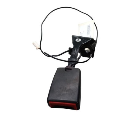 Attache ceinture arriere gauche PEUGEOT 3008 1