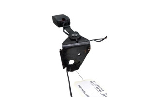 Attache ceinture arriere gauche PEUGEOT 3008 1 Photo n°2