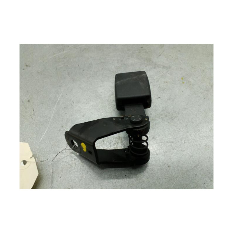 Attache ceinture arriere gauche BMW SERIE 5 E39 Photo n°1
