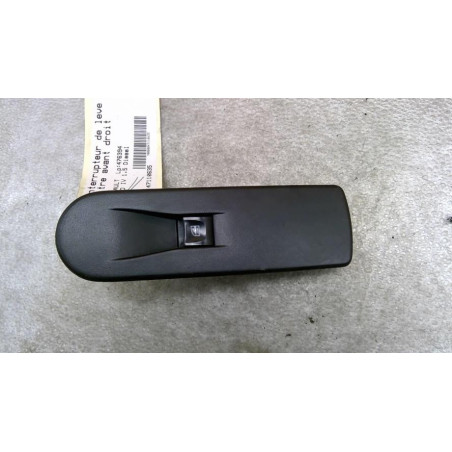 Interrupteur de leve vitre avant droit RENAULT CLIO 4