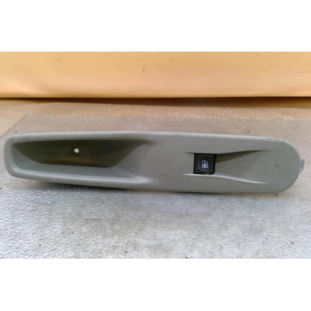 Interrupteur de leve vitre avant droit RENAULT ZOE 1