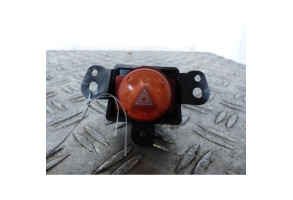 Bouton de warning NISSAN ALMERA TINO Photo n°2