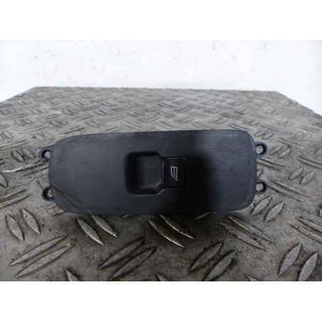 Interrupteur de leve vitre avant droit VOLVO S 40 2