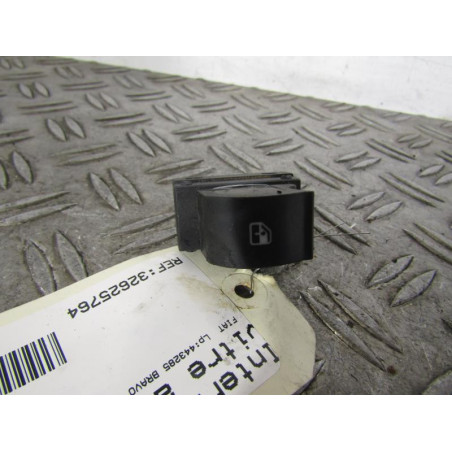 Interrupteur de leve vitre avant droit FIAT BRAVO 2