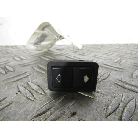 Interrupteur de leve vitre avant droit BMW SERIE 5 E39