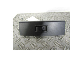 Interrupteur de leve vitre avant droit TOYOTA COROLLA VERSO 2 Photo n°1