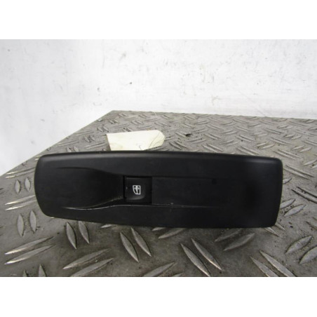Interrupteur de leve vitre avant droit RENAULT LAGUNA 3
