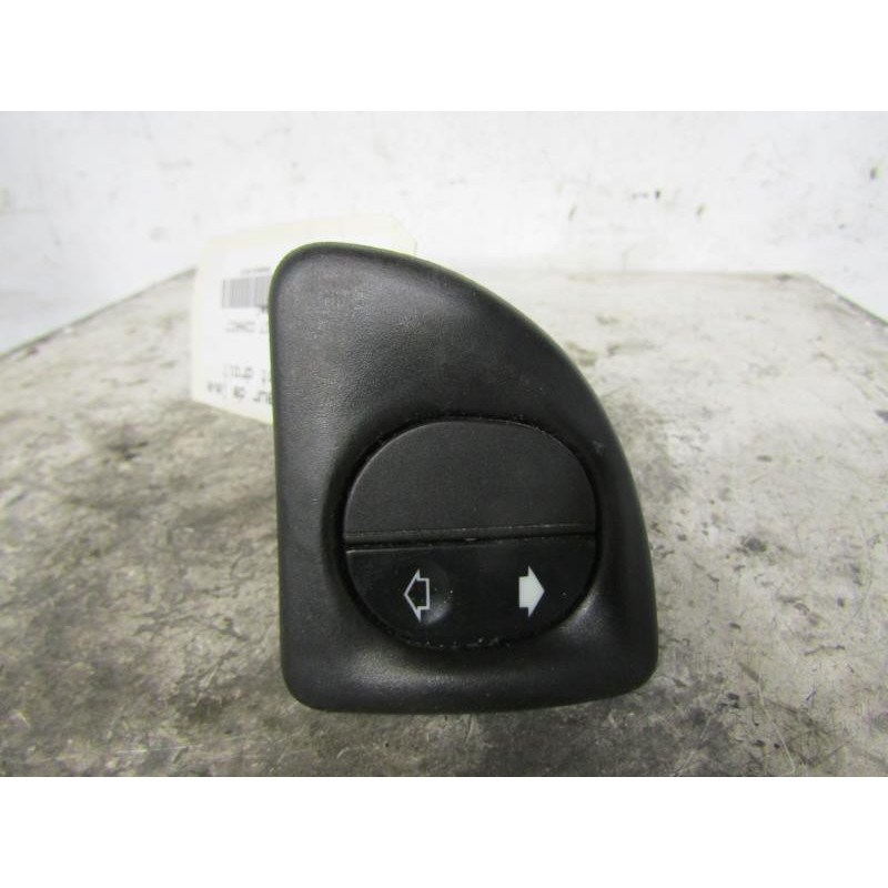 Interrupteur de leve vitre avant droit FORD TRANSIT CONNECT 1 Photo n°1