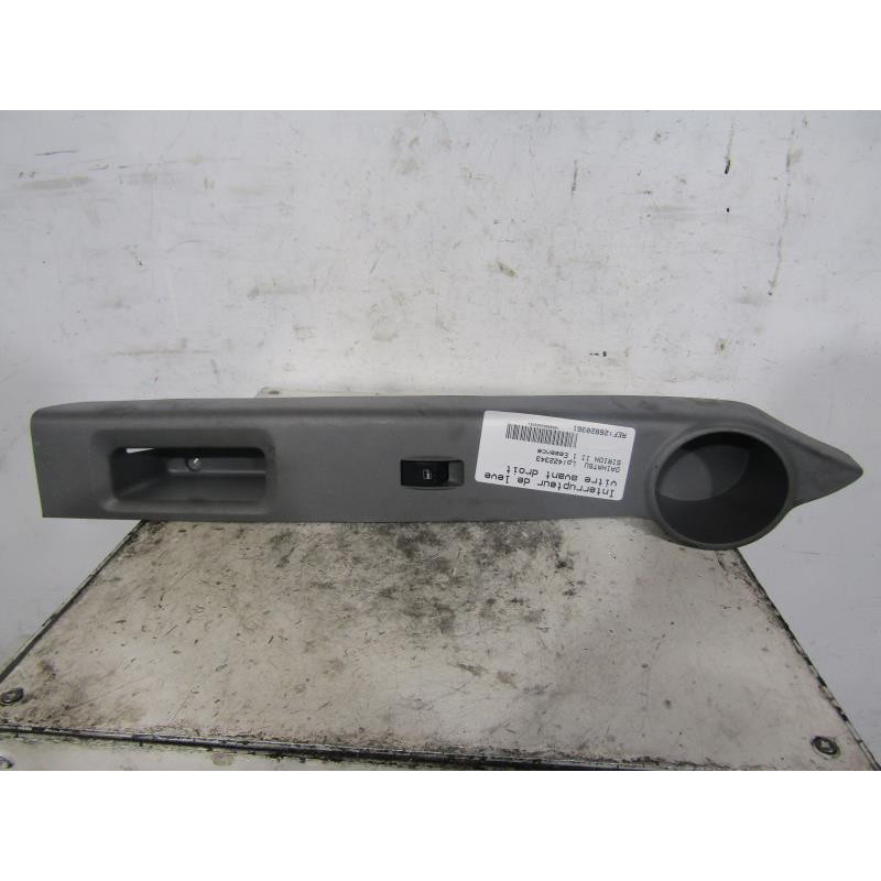 Interrupteur de leve vitre avant droit DAIHATSU SIRION 2 Photo n°1