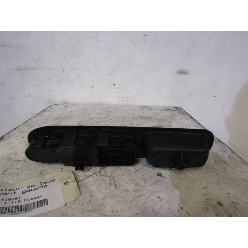 Interrupteur de leve vitre avant gauche PEUGEOT 407 Photo n°1