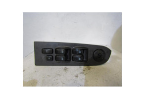 Interrupteur de leve vitre avant gauche HYUNDAI TRAJET Photo n°1