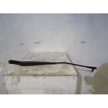 Bras essuie glace avant droit VOLKSWAGEN GOLF 5