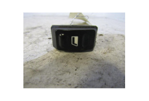 Interrupteur de leve vitre avant droit CITROEN XSARA PICASSO Photo n°1