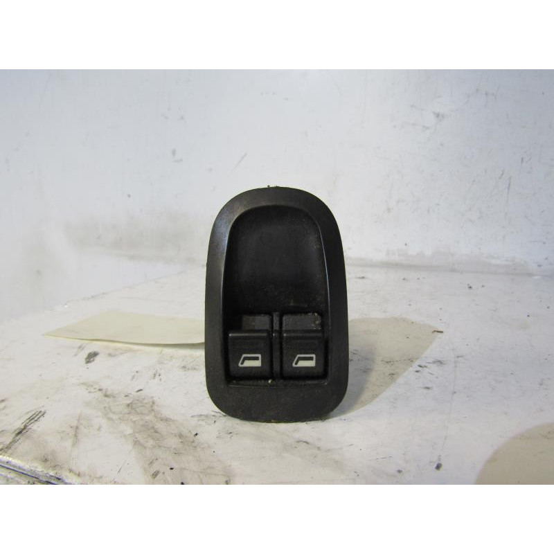 Interrupteur de leve vitre PEUGEOT 206+ Photo n°1