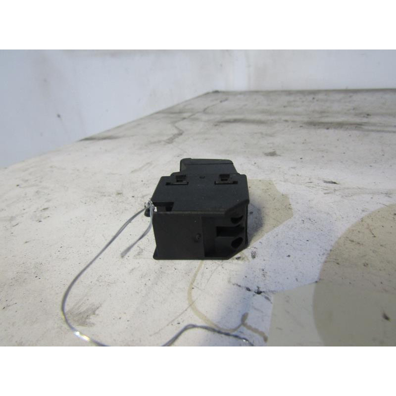 Interrupteur de leve vitre arriere droit VOLKSWAGEN SHARAN 1 Photo n°1