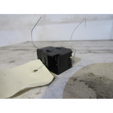 Interrupteur de leve vitre arriere droit FORD GALAXY 1