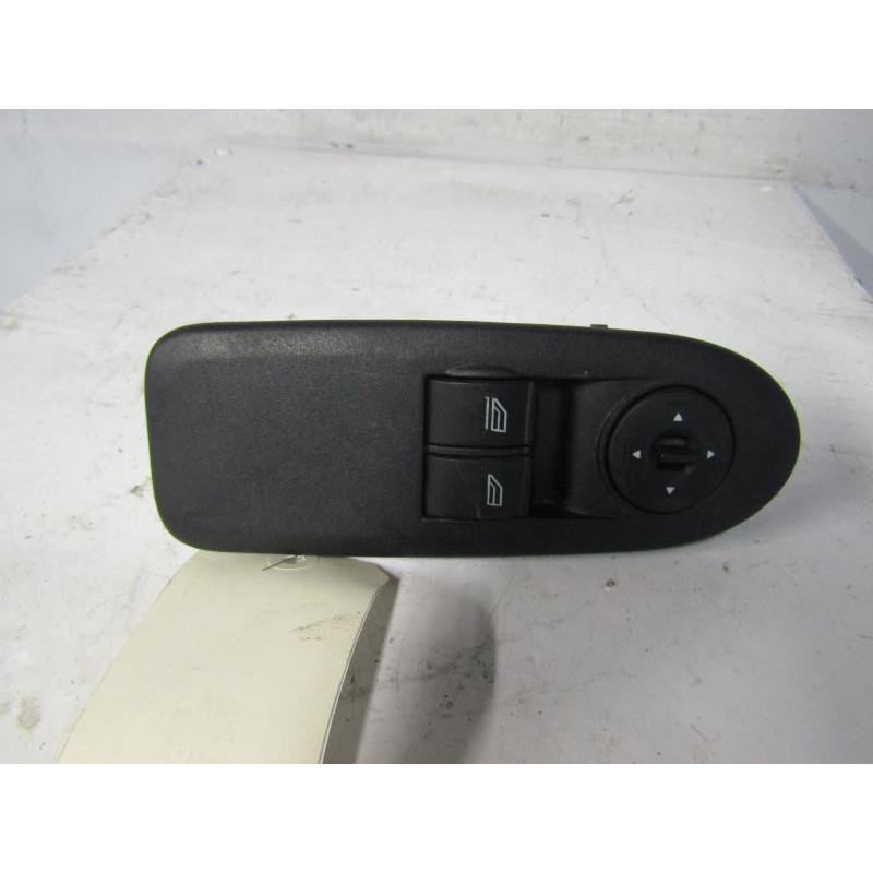 Interrupteur de leve vitre avant gauche FORD C-MAX 1 Photo n°1