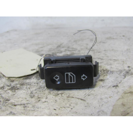 Interrupteur de leve vitre avant droit MERCEDES CLASSE S 220