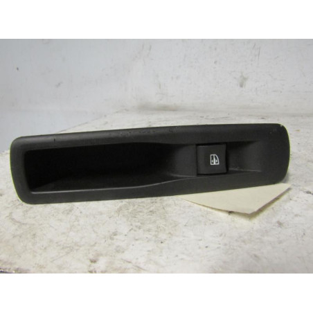 Interrupteur de leve vitre arriere gauche RENAULT LAGUNA 3