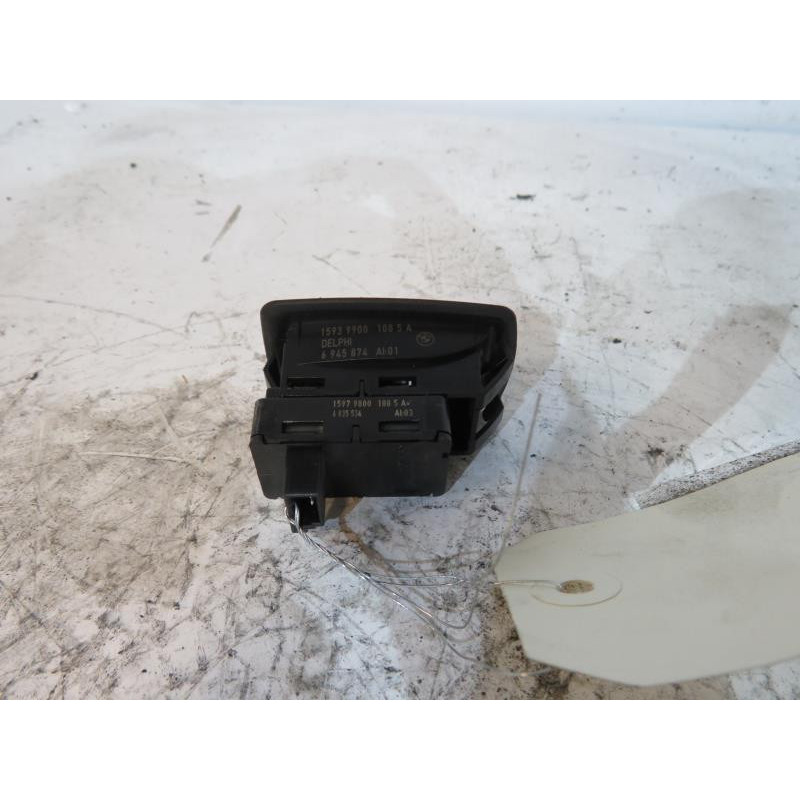 Interrupteur de leve vitre arriere droit BMW SERIE 3 E90 Photo n°1