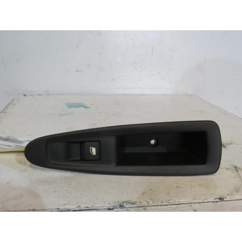 Interrupteur de leve vitre arriere droit CITROEN C4 1 Photo n°1