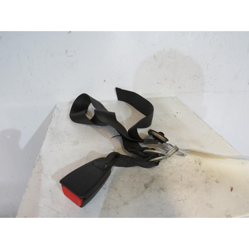Attache ceinture arriere gauche BMW SERIE 3 E46 Photo n°1