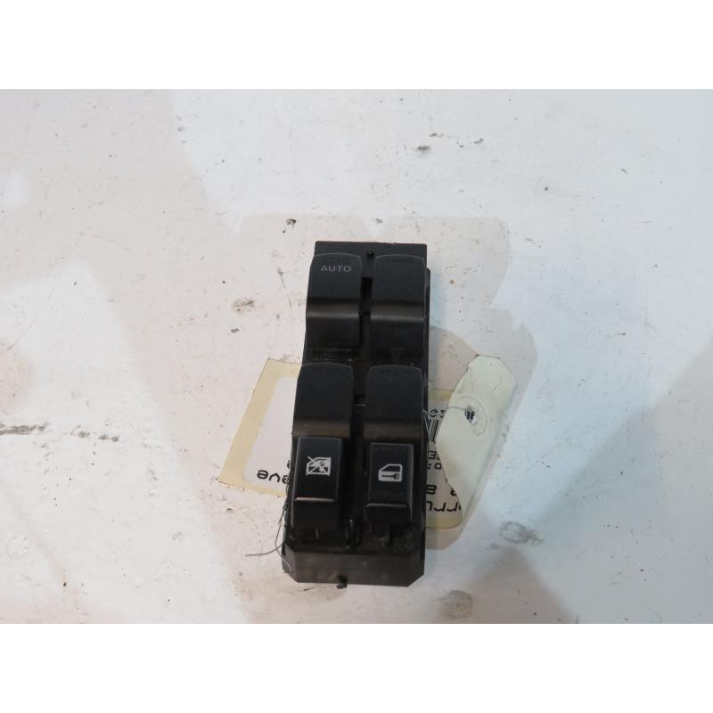 Interrupteur de leve vitre avant gauche SUZUKI SX4 1 Photo n°1