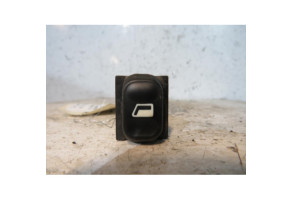 Interrupteur de leve vitre arriere droit CITROEN XSARA PICASSO Photo n°1