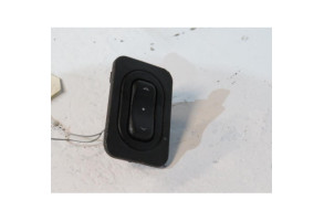 Interrupteur de leve vitre avant droit OPEL MERIVA A Photo n°1
