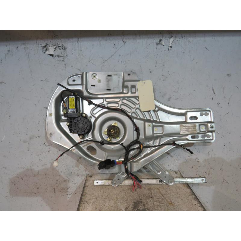 Leve vitre electrique avant droit HYUNDAI TUCSON 1 Photo n°1