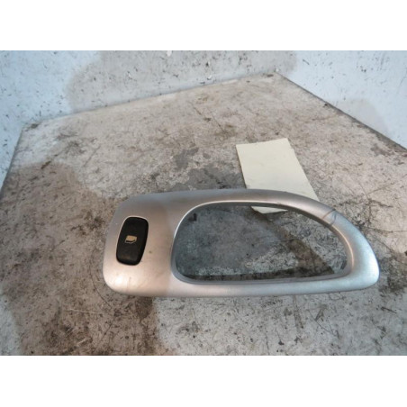 Interrupteur de leve vitre arriere gauche PEUGEOT 307