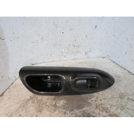 Interrupteur de leve vitre arriere droit NISSAN JUKE 1