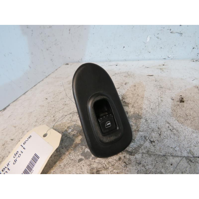 Interrupteur de leve vitre avant droit SEAT LEON 1 Photo n°1