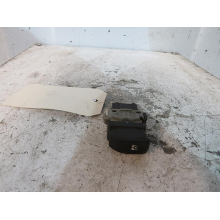 Interrupteur de leve vitre arriere gauche RENAULT MODUS