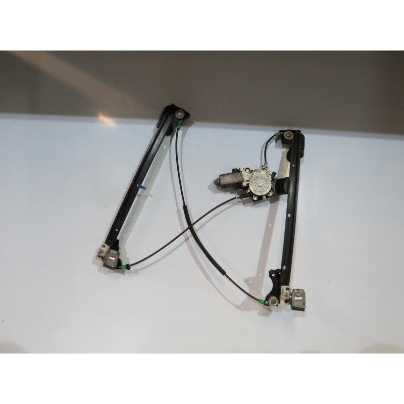 Leve vitre electrique avant gauche LAND ROVER FREELANDER 1 Photo n°1