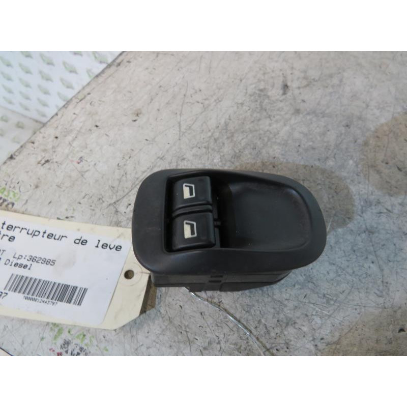 Interrupteur de leve vitre PEUGEOT 206 Photo n°1