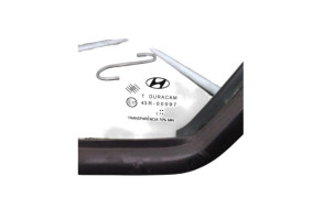 Custode arriere gauche (porte) HYUNDAI I 20 1 Photo n°1