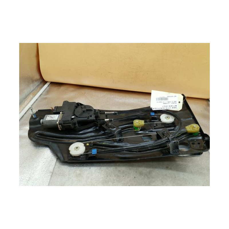 Leve vitre electrique arriere droit PEUGEOT 308 1 Photo n°1
