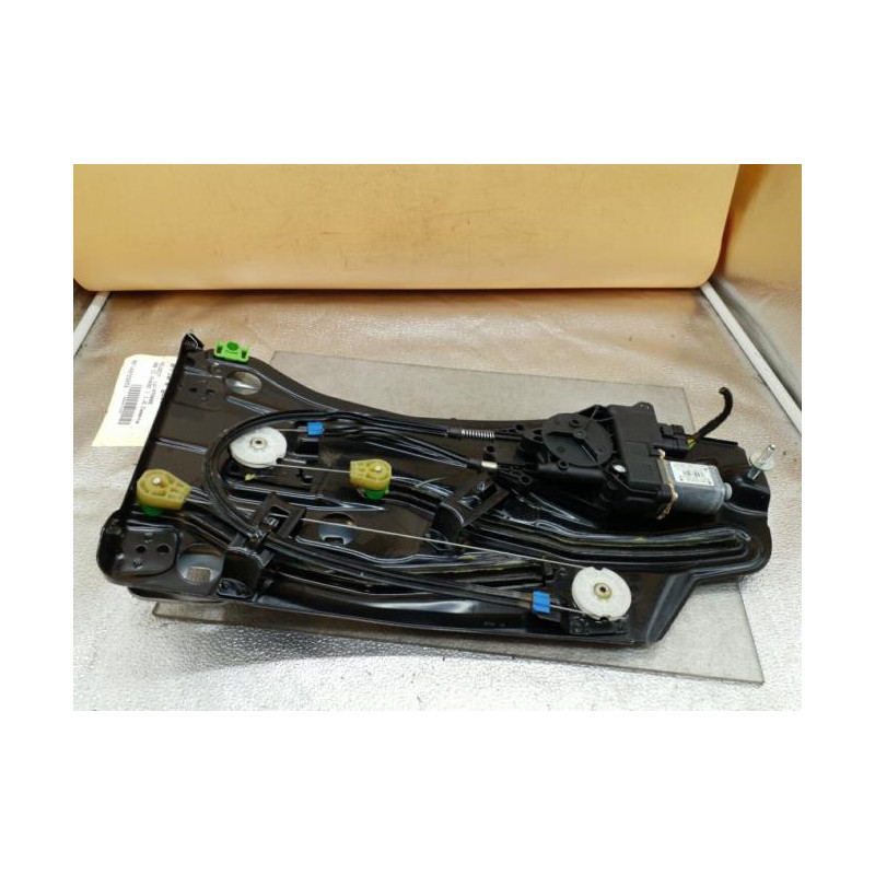 Leve vitre electrique arriere gauche PEUGEOT 308 1 Photo n°1