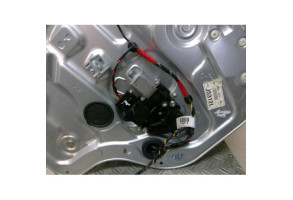 Leve vitre electrique arriere gauche HYUNDAI I 30 1 Photo n°1
