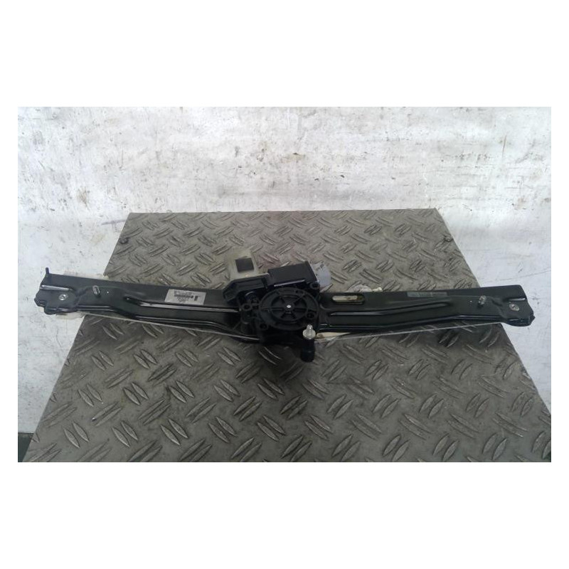 Leve vitre electrique avant droit FIAT 500L Photo n°1
