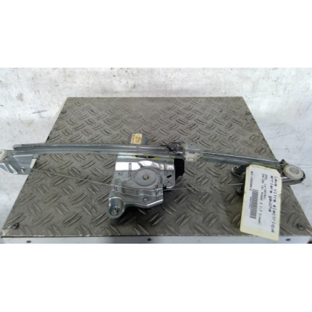 Leve vitre electrique arriere gauche OPEL ZAFIRA B