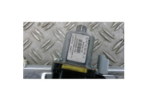 Leve vitre electrique avant droit PEUGEOT 208 1 Photo n°1